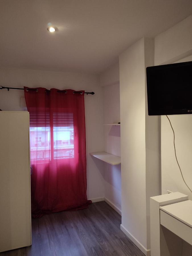 Avenue Rooms Valencia Buitenkant foto